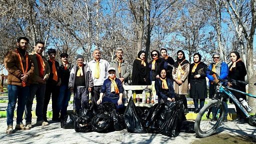 12-    پاکسازی زباله در بوستان مادر شیروان اجرا شد